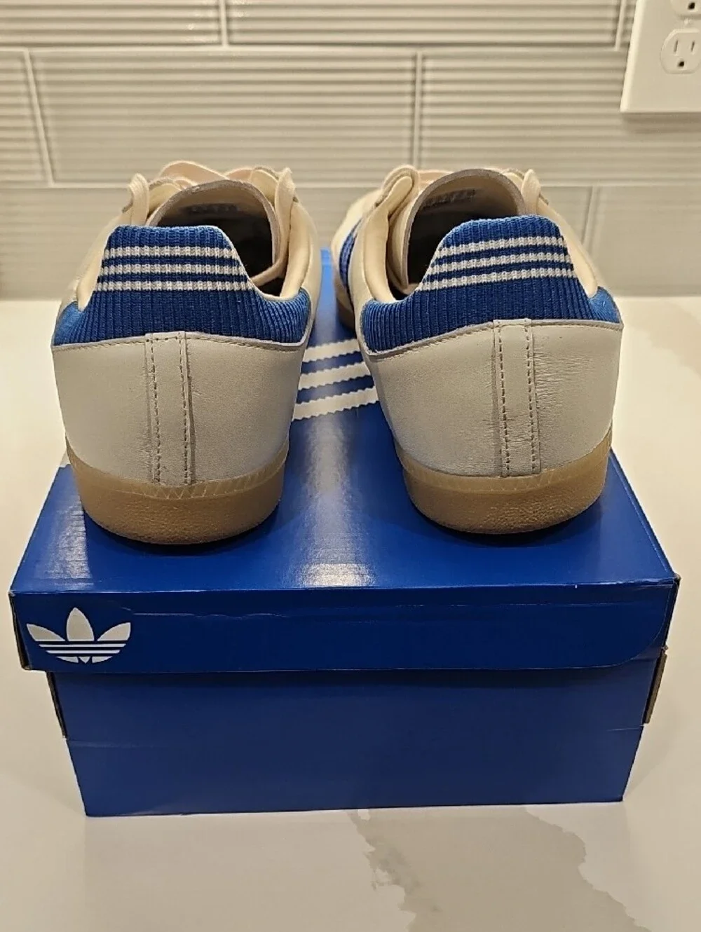 adidas Samba Men’s Sneakers - Cream & Blue